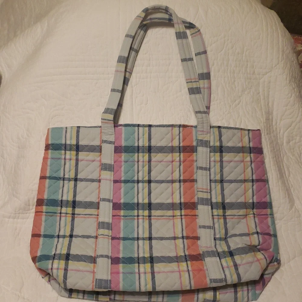 VERA BRADLEY LARGE VERA TOTE in Pastel Plaid - Picture 2 of 4